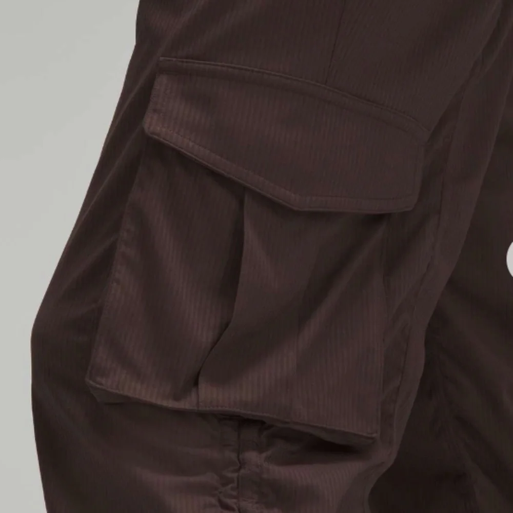 Lululemon Dance Studio Relaxed-Fit Mid-Rise Cargo Pant Espresso-Size Small_10